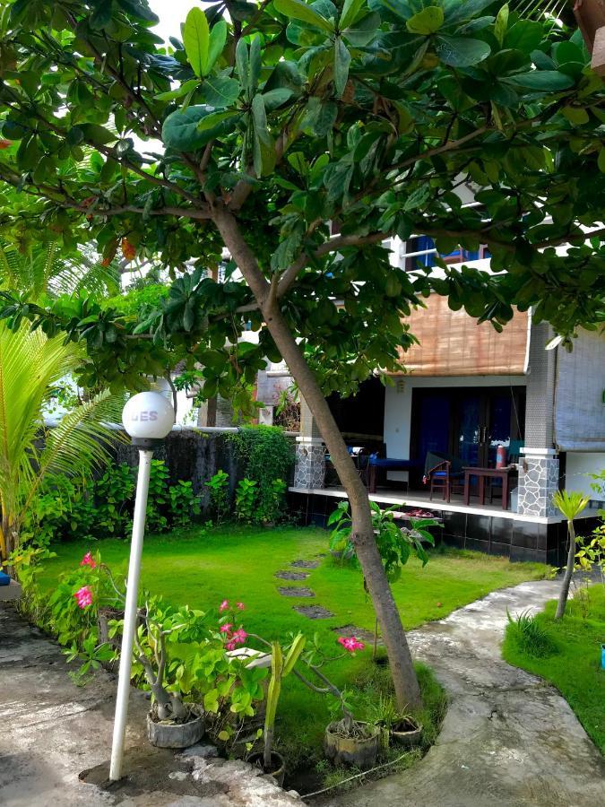 Tudes Homestay Amed Exterior foto