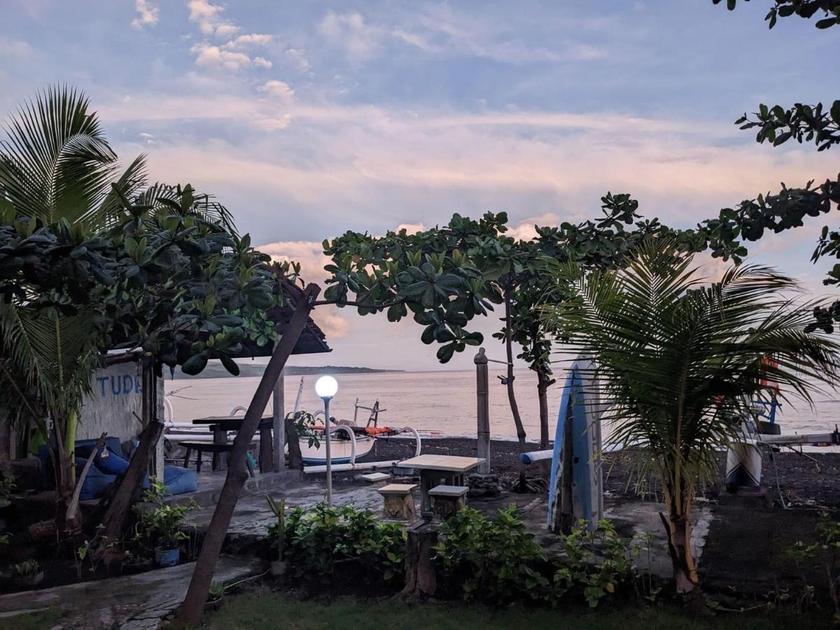 Tudes Homestay Amed Exterior foto